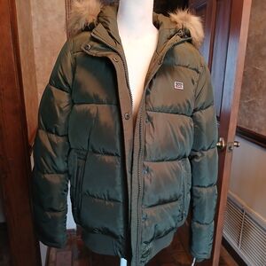 NWT Levi's puffer coat with faux fur trimmed hood.